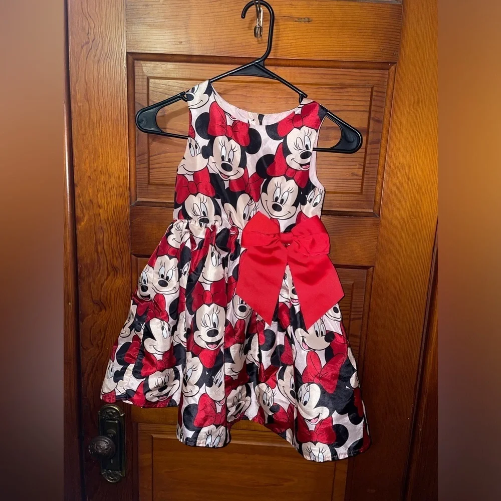 New Without Tags/ Disney Fancy Bow Minnie Mouse Dress *make offers*
